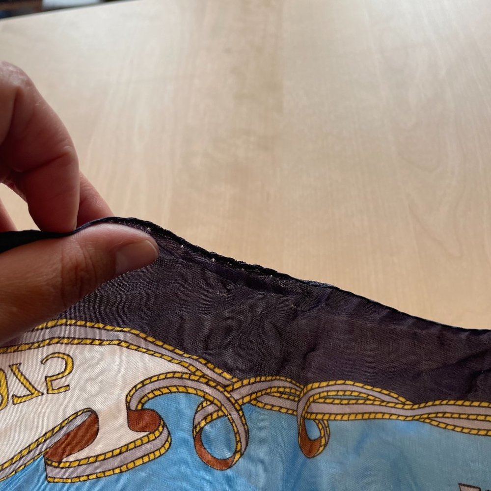 Vintage Santo Anno 1975 Vatican Italy Souvenir Scarf - Picture 6 of 7